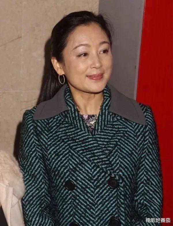 陈德容|这6位不耐老女星,年轻时是颜值天花板,如今颜值大跌、老态频现