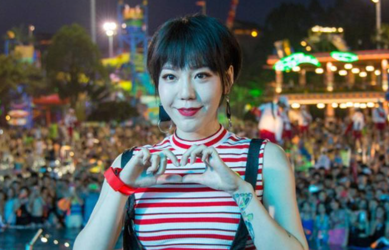 吴莫愁|吴莫愁,终于为自己的“一意孤行”付出代价