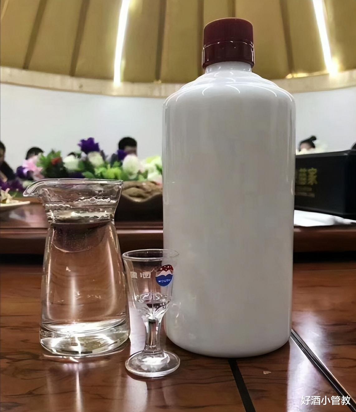 长沙52岁经理,喝酒不碰五粮液,常喝4款光瓶酒,酒友直呼行家