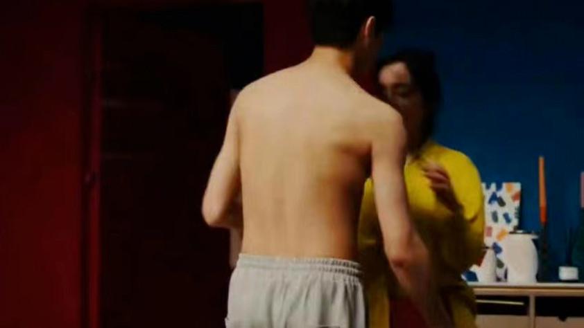 许凯|赘肉、肚腩、白斩鸡，10位男星身材“没料”还敢露肉，自信过头