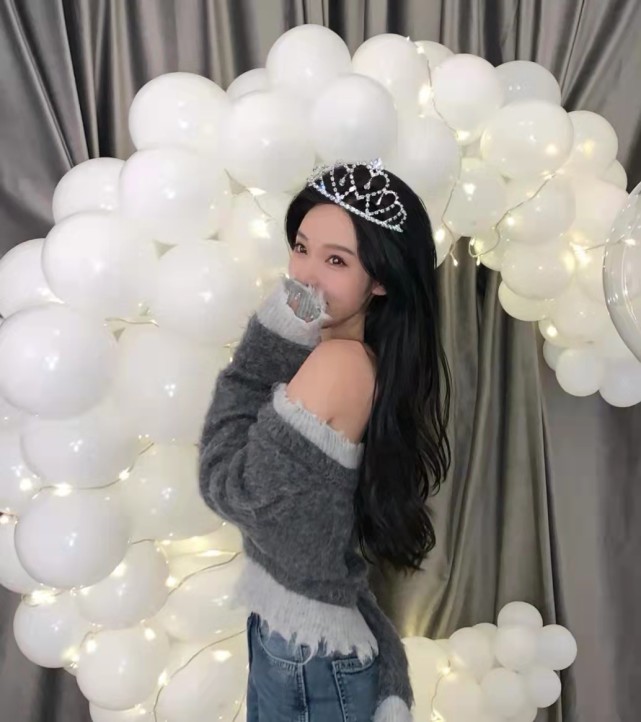 都美竹|都美竹凌晨发文自我安慰：再难过也不能停止不前