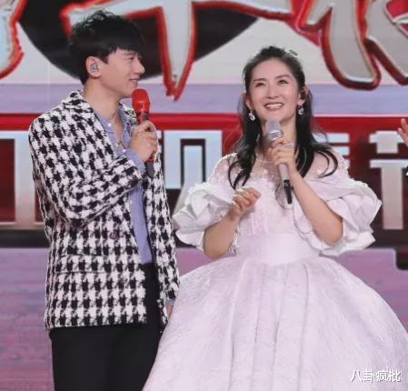 张艺谋|玄学方面来讲，肖战肯定火！谢娜唐嫣争一姐？张艺谋刘浩存崩了？