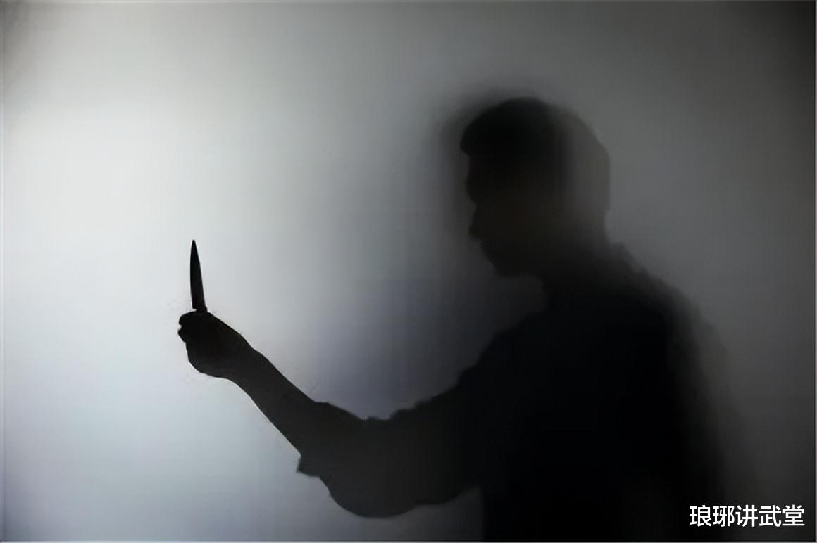 2010年河南男子与少妇偷情,被抛弃后,怀恨在心将其一家三口灭门