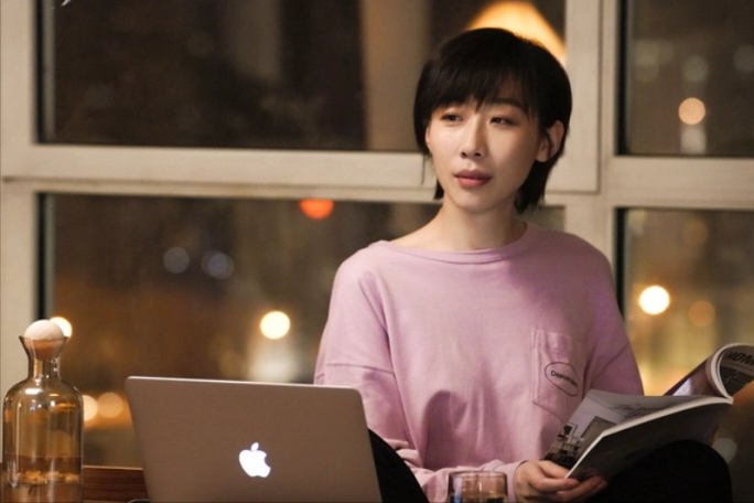 |任素汐与李洋离婚6年，她陷入丑闻再次翻红，他被情所伤抱病单身