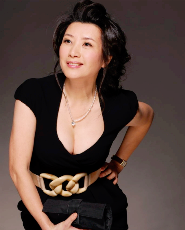 王静|著名演员王静:长得漂亮戏也好,为人低调不张扬,追求平淡生活