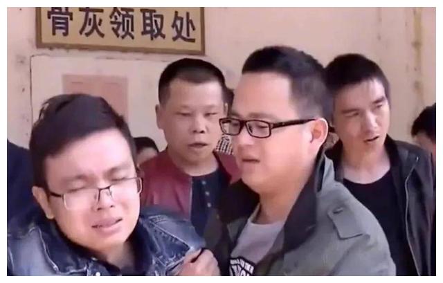 5年前,湖南小伙查出肿瘤绝症,父母4小时内相继离世