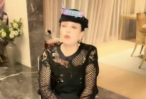 张兰|不提大S，直播间人气暴跌10倍，张兰接受采访，说出自己的担忧