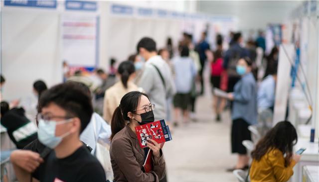 中储粮|“中储粮”秋季招聘已开始,门槛不高待遇可观,专科生:喜从天降