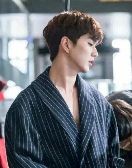 武侠|韩国男星集体发胖？这挡不住的“中年大叔风”，简直是不忍直视