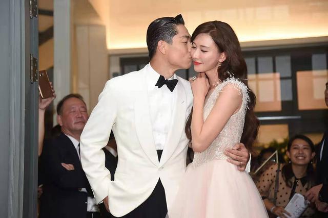 林志玲|47岁林志玲产后首复出！容貌大变消瘦憔悴！