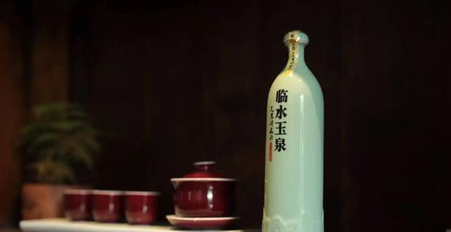 我国4大“尴尬酒”,行家整箱囤着喝,为何外行人却看不上