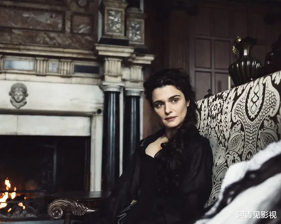 艾玛·斯通|“石头姐”艾玛斯通献身的电影