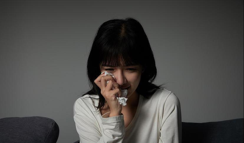 2019年广州17岁少女在学校快被打死,校方:家长别来!不要报警