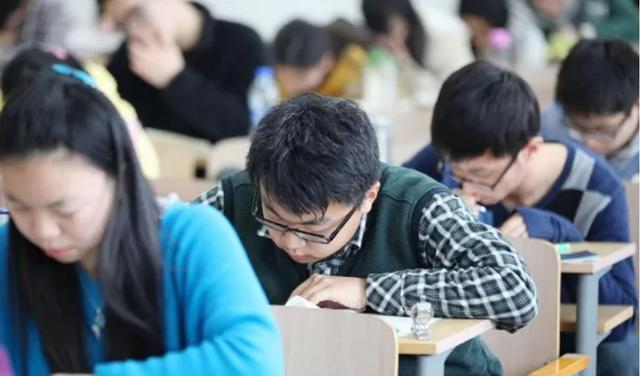 大学生|考公以后不按“招考”了?有三种大学生有机会得到“免试”资格