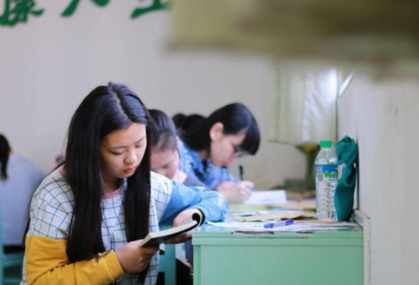 辅警|事业单位迎来“好消息”，职教生也能考事业编了，学历不再是门槛