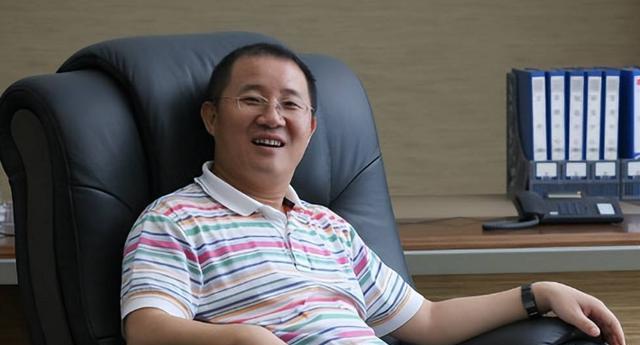 童蕾|前温州富豪：25岁当厂长，娶女明星为妻，如今败光50亿落魄离场