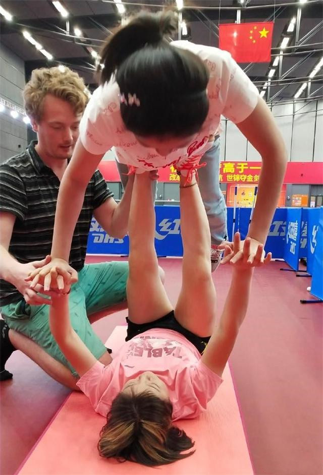 陈梦|脸瘦一大圈，师姐喊话打瘦脸针了？生活轨迹曝光，陈梦答案太心酸