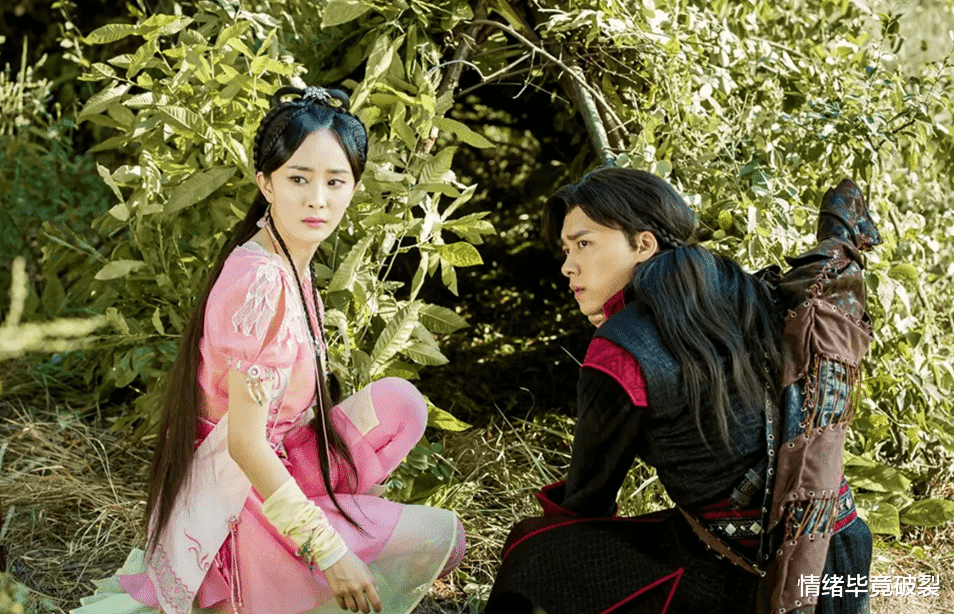 李易峰|连续被抓3次、6000块嫖一次,还包养台湾女网红,李易峰彻底完了