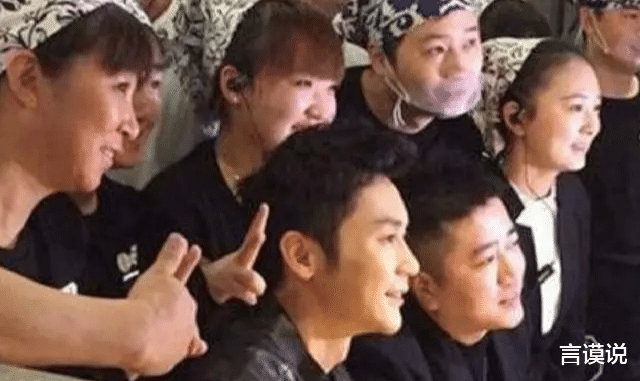 陈小春|一碗面,李晨卖28元没人吃,陈小春32元却生意火爆: 网友拍下对比