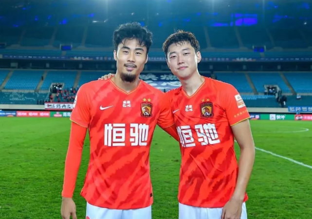 杨立瑜|杨立瑜，戴伟浚应该向广州恒大等球队讨要工资呢，还是放弃工资呢