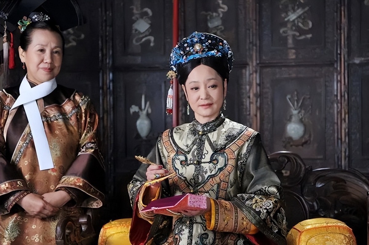 王菲|甄嬛传:太后早就发现双生子破绽,为何不揭穿?真不愧是老狐狸
