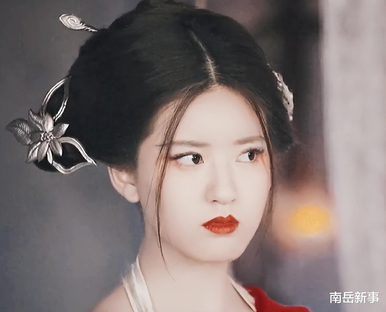 李明启|同样是做核酸，把葛优冯巩李明启和万梓良放一起，差距瞬间出来了