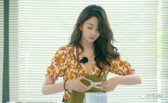 殷桃|演员殷桃：曾经历一年无爱婚姻，离婚后绯闻不断，如今42岁还是单身