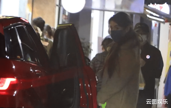 郭苇昀|40岁男星自曝患解离症！曾情绪激动晕倒，幸好小12岁女友没被吓跑