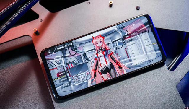 游戏手机|高至18G+1024G存储，开始降低售价！现在的机皇也不贵了