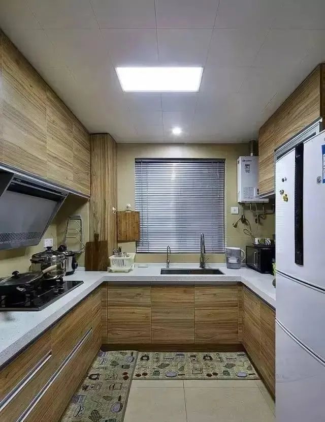 厨房台面一旦选错,将又丑又难清洁,快看看人家都怎么选的吧