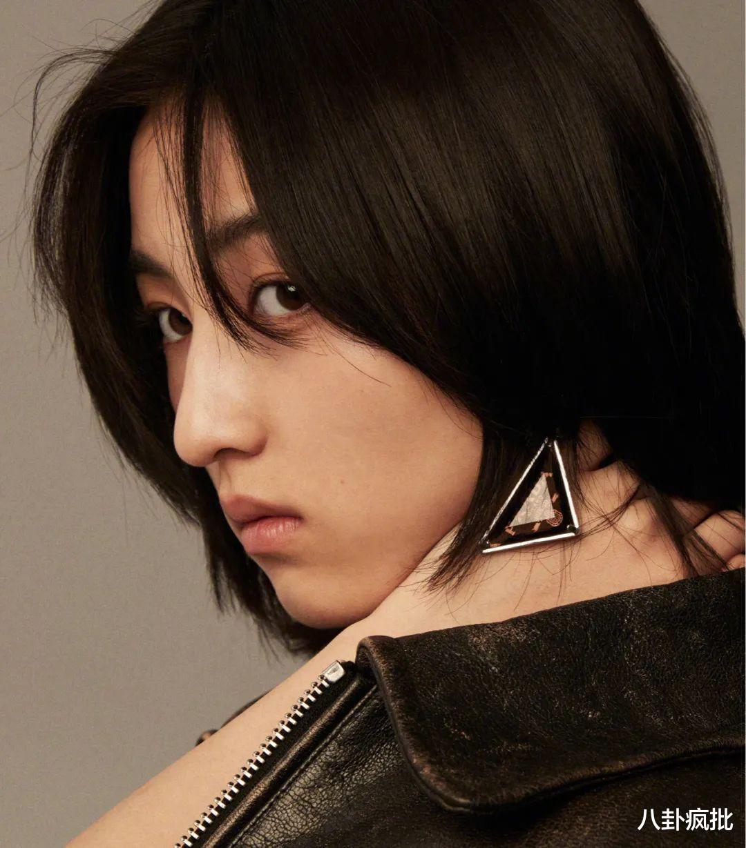 海清|AB求复合？水果力捧张含韵？张子枫分手？王嘉尔人脉广？海清被黑