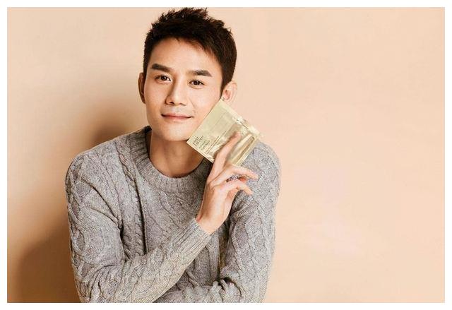 金鹰男神王凯父亲肺癌离世后, 他查出肺部阴影, 红不红已不重要