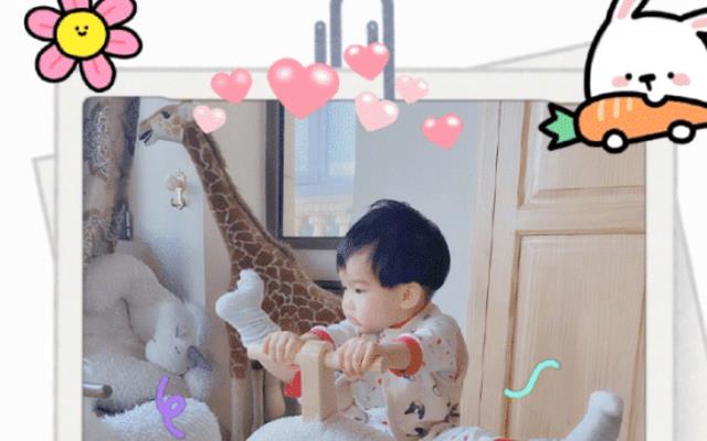 刘璇|刘璇二胎女儿正面照曝光，长相可爱动作标椎，网友：一模一样