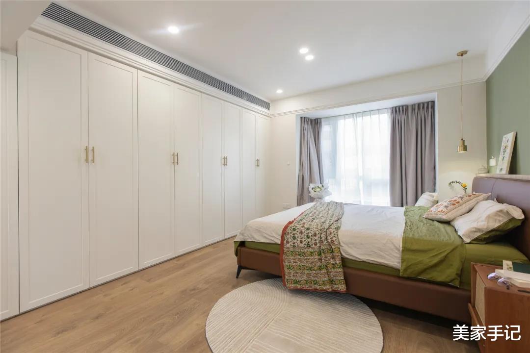 走进她家才知道什么叫比样板间还要美,舒适又温馨,是理想中的家