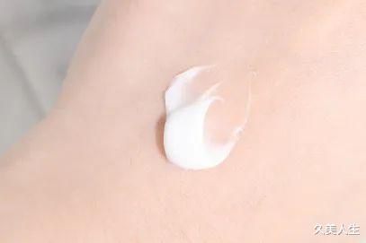 港股 换季的话水乳也该换换了！