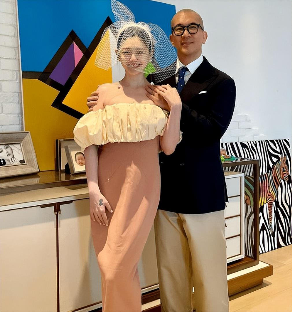 大S|大S复工美出新高！白到发光浑身布满纹身，透露近期生活感慨万千