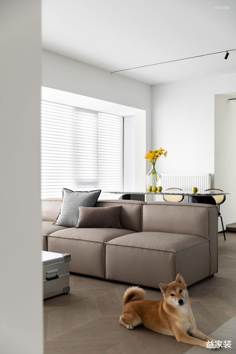 89平两居室,保证空间独立性和通透性,看着就很舒服