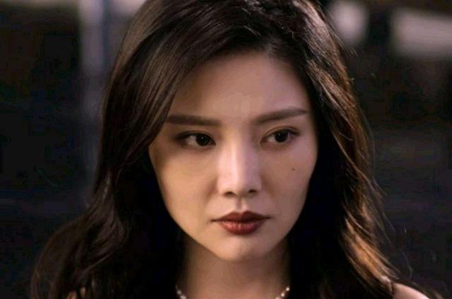 贝克汉姆|王晶又拍烂片，看完《老板娘2》，我连发感叹：这电影要爆了