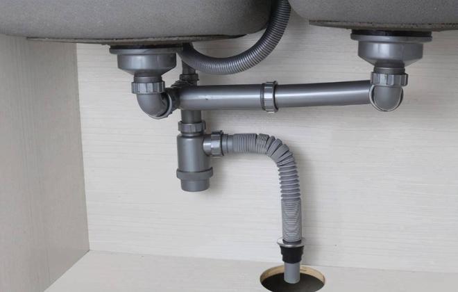 厨房卫生间下水管堵了?别慌,试了这些方法,再花钱请人也不迟!