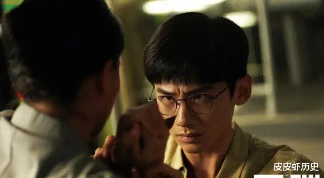 开端|播两天断更5天,热度仍全网第一,《开端》惹央媒质疑:好看在哪