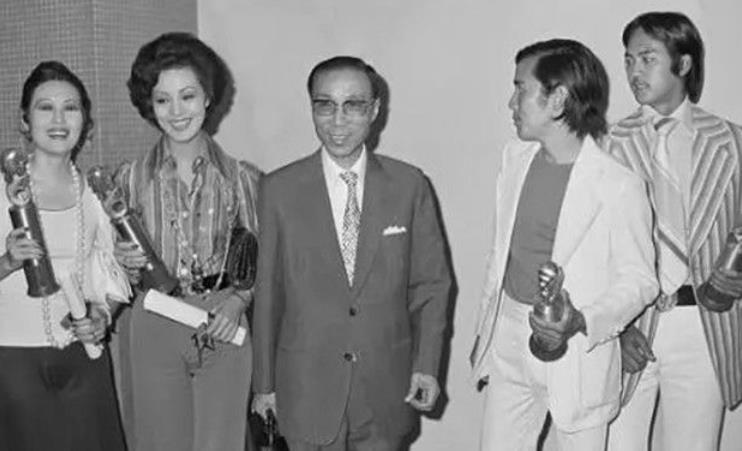 邵逸夫|邵逸夫107岁逝世，仅2名女星有资格参加葬礼，四子女拒绝继承遗产