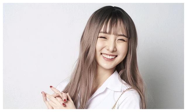 郑乃馨|郑乃馨：甜美长相，凭借女团出道，黑料频发的她到底发生了什么？