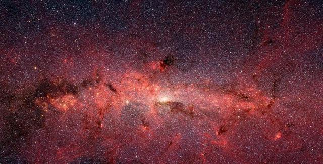 银河系有上千亿颗恒星,太阳在高速狂奔时,为什么不会发生碰撞?