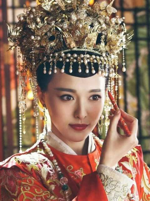 杨丽萍|古装比拼:刘诗诗古装,杨幂古装,唐嫣古装,杨蓉古装,谁更美呢