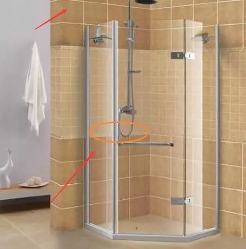 卫生间做玻璃淋浴房早已过时了，一个挡水条让你省下一半钱！