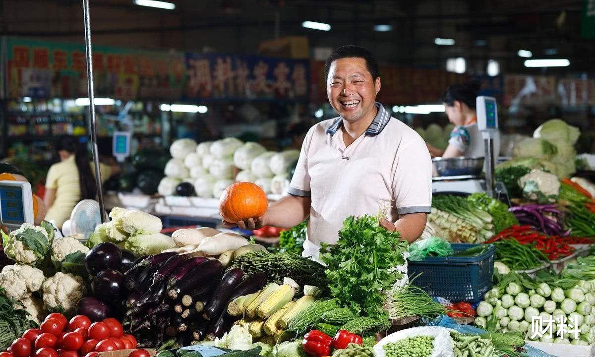 游戏手机|靠做“穷人”生意开店1.6万家，腾讯连投三轮，融资超300亿