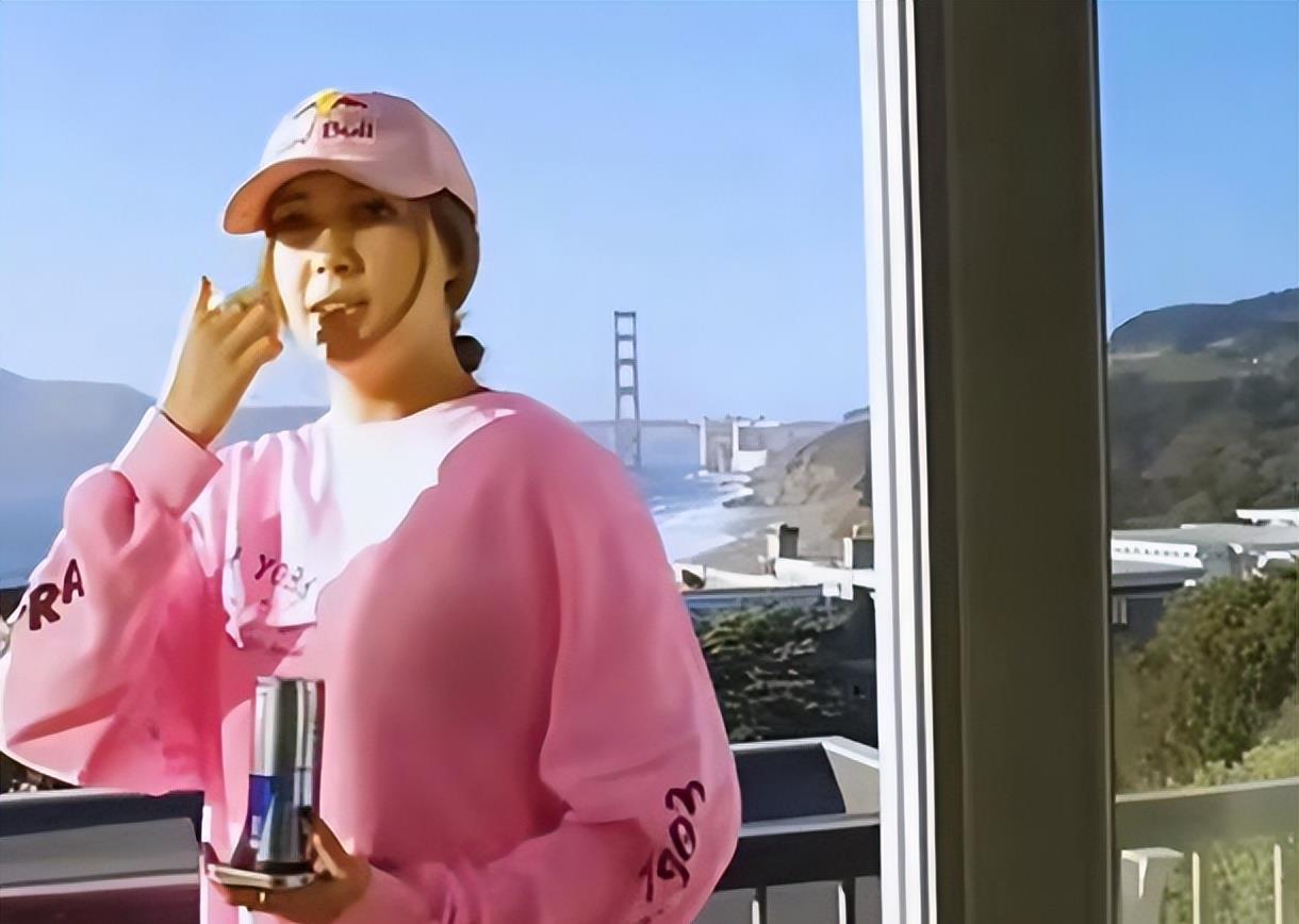 嘉定|谷爱凌豪宅被扒出,学霸家挂满各种收藏品,居住地址却引网友争论