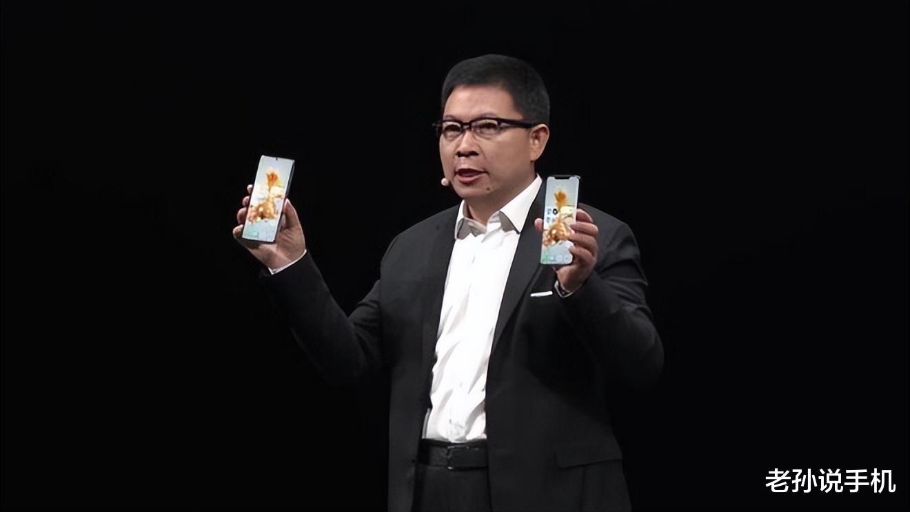 卫星|感谢华为带头普及，iPhone14卫星通信雪地救人，谁还敢说没用？