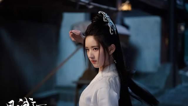 赵露思|同样是古偶女主，把赵露思和袁冰妍放在一起比较，高低就出来了