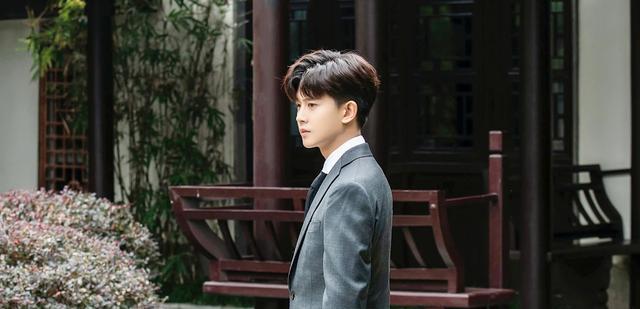 杨钰莹|一生一世，他才是十足的霸道总裁，护妻的模样太霸气了